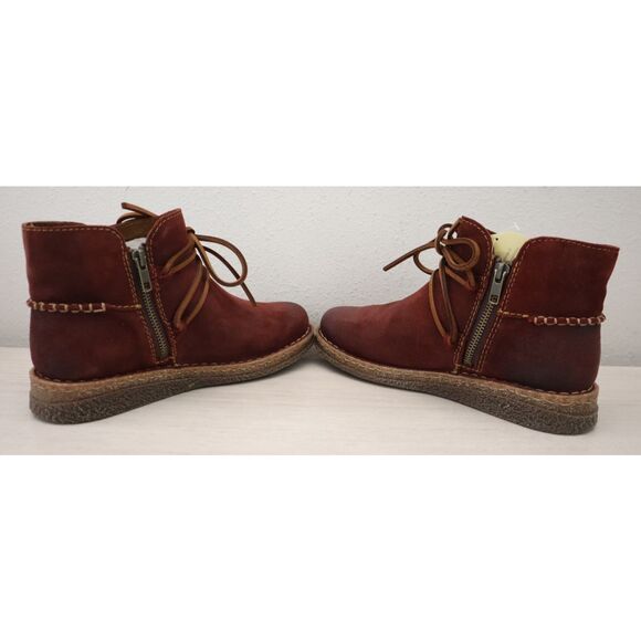 Born BR0027644 Women's Sz 6M Dark Red Distressed Calyn Suede Booties - Picture 5 of 15